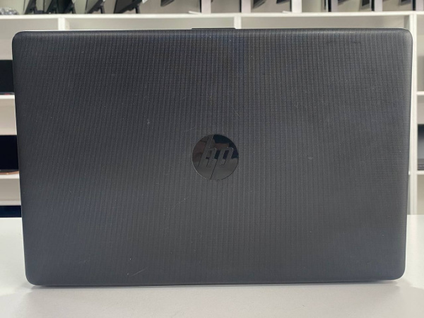 Ноутбук HP 84A6 (Б/У) – 15.6" HD /Core i3-7020U/8GB/SSD 128 GB/Intel HD