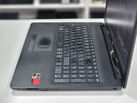 Ноутбук HP Laptop 15 (Б/У) - 15.6 FHD/Ryzen 3 3200U/4GB/SSD 256GB/Vega 3