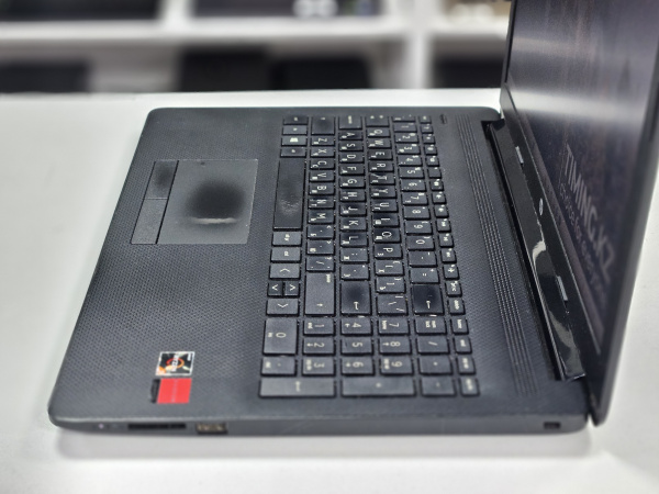 Ноутбук HP Laptop 15 (Б/У) - 15.6 FHD/Ryzen 3 3200U/4GB/SSD 256GB/Vega 3