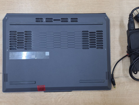 Ноутбук Lenovo LOQ 15 (БУ) — 15.6 FHD 144Hz /Core i5-12450HX/16GB/SSD 512GB/RTX 3050 6GB