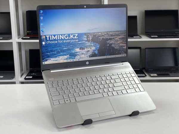 Ноутбук HP Laptop 15 (БУ) - 15.6 FHD/Сore i3-1005G1/4GB/SSD 240GB/UHD