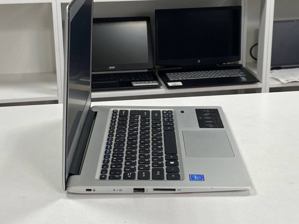Ноутбук Acer Swift 1 SF113-31 (БУ) - 13.3 HD/Celeron N3350/4GB/SSD 128GB/HD 500