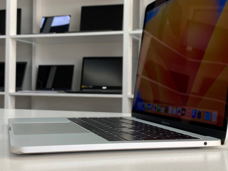 Ноутбук MacBook Pro 13 2017 (БУ) - 13.3 2K/Core i5/8GB/SSD 128GB/Iris Plus/114 циклов 100%