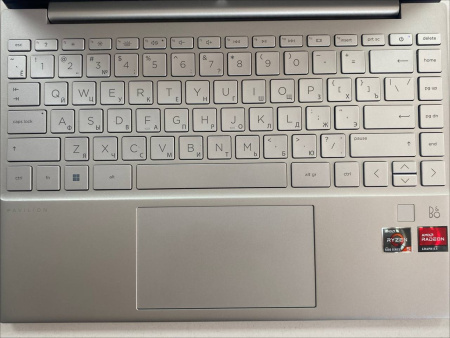 W_Ноутбук HP Pavilion Aero 13 (Б/У) – 13.3" 2K /Ryzen 5 5625U/16GB/SSD 1TB/Radeon Graphics