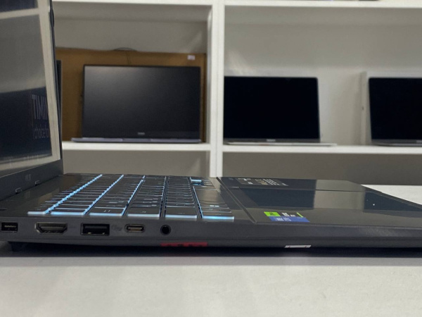 Ноутбук ASUS V16 (БУ) - 16 FHD 144Hz/Core 5 210H/32GB/SSD 1TB/RTX 5050