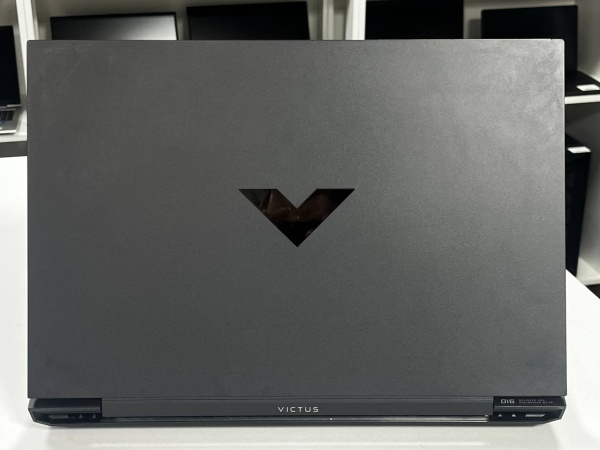 ноутбук HP Victus 15 (БУ) - 144Hz 15.6 FHD/Ryzen 5 5600H/8GB/SSD 512GB/RTX 3050Ti