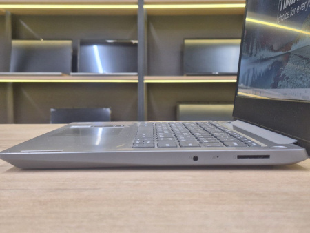 Ноутбук Lenovo IdeaPad 3 (Б/У) - 15.6 FHD 60Hz /Core i5-1035G1/8 ГБ/SSD 256GB/UHD