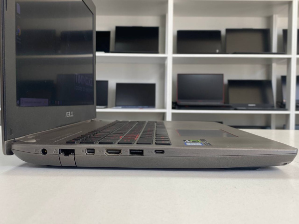 Ноутбук ASUS GL502VSK (БУ) - 15.6 FHD/i7-7700HQ/16GB/SSD256GB+HDD1TB/GTX 1070 8GB