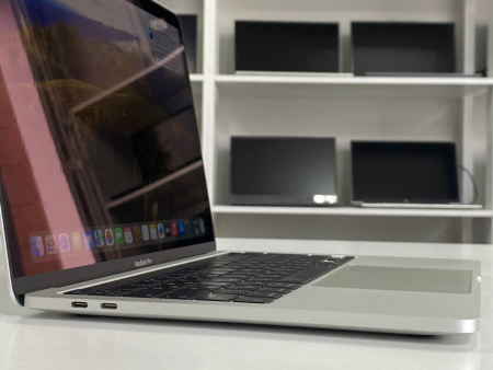Ноутбук MacBook Pro 13 2020 (БУ) - 13.3 2K/Apple M1/8GB/SSD 256GB/544 циклов 84%