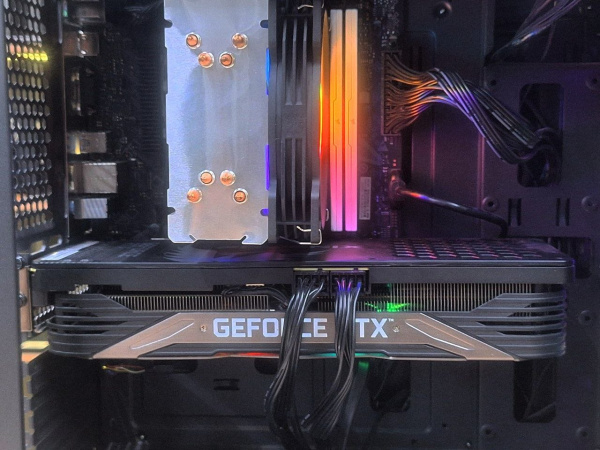 Системный блок (Б/У)-Core i7-12700F/32GB DDR5/SSD 512GB + HDD 2TB/RTX 3070 Ti 8GB