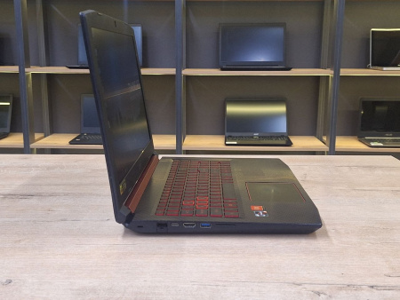 W_Ноутбук Acer Nitro AN515 (Б/У) - 15.6 HD 60Hz /Ryzen 5 2500U/8 ГБ/SSD 240 ГБ + HDD 500 ГБ/RX 560 4 ГБ