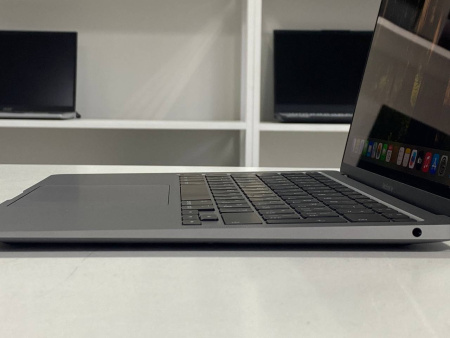 Ноутбук MacBook Air 13 (2020) (БУ) - M1/8GB/SSD 256GB/Retina