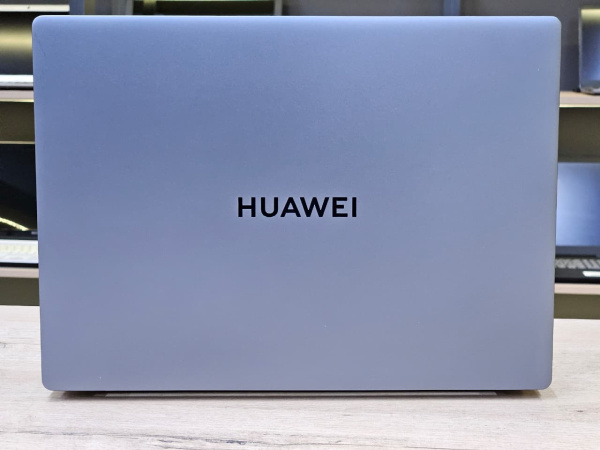 Ноутбук Huawei MateBook D14 (Б/У) - 14 FHD/Core i5-12450H/16GB/SSD 512GB/UHD