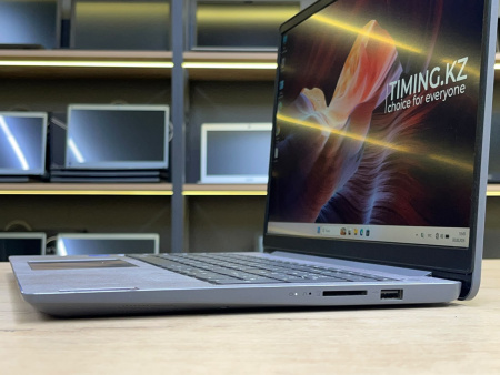 Ноутбук Lenovo IdeaPad 3 (БУ) - 15.6 FHD/Core i3-1215U/8GB/SSD 256GB/UHD