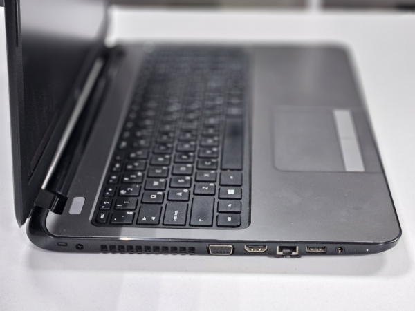 Ноутбук HP 250 G3 (Б/У) - 15.6 HD/Celeron N2840/4GB/SSD 128GB/HD Graphics