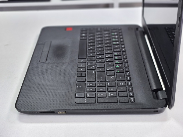 Ноутбук HP Laptop 15 (Б/У) - 15.6 HD/AMD E1-2500/4GB/SSD 128GB/Radeon HD 8240