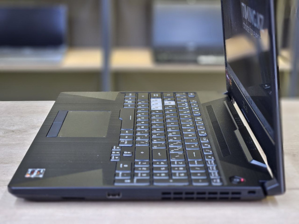 Ноутбук Asus TUF Gaming A15 (Б/У) - 15.6 FHD 144Hz/Ryzen 7 7435HS/8GB/SSD 512GB/RTX 2050 4GB