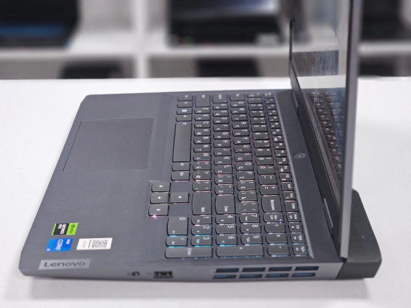 Ноутбук Lenovo LOQ 15 (БУ) - 15.6 FHD 144Hz/Core i5-12450H/8GB/SSD 512GB/RTX 3050 6GB