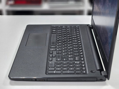 W_Ноутбук Dell Inspiron 15 (Б/У) -15.6 HD/Core i3-6006U/4GB/SSD 120GB/R5 M330 2GB