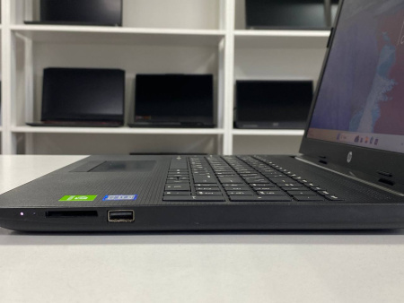 Ноутбук HP Laptop 15 – 60Hz 15.6 FHD/i3-7020U/4GB/SSD 120GB/HD 620