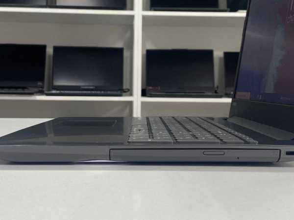 Ноутбук Lenovo IdeaPad 320 (БУ) - 15.6 HD/i3-6006U/4GB/SSD 256GB/HD 520