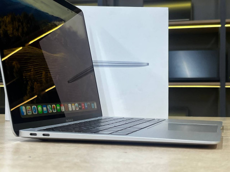 Ноутбук MacBook Air 13 2019 (БУ) - 13.3 2K/Core i5/8GB/SSD 128GB/29 циклов 100%